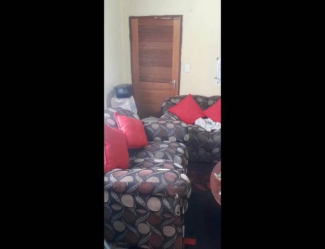 2 BEDROOM HOUSE FOR SALE IN DRIEZIEK